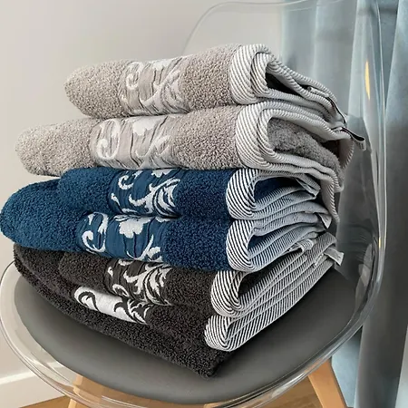 Przy Lazienkach Krolewskich